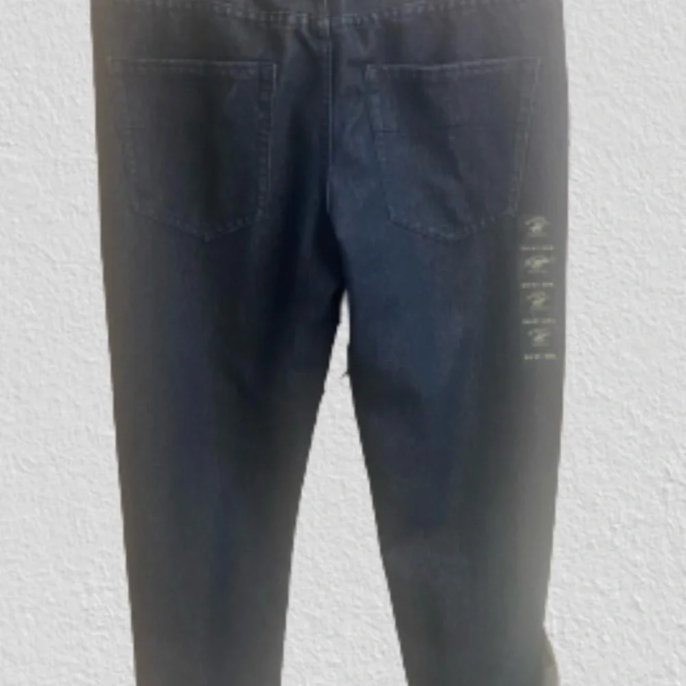 NWT Men’s Beverly Hills Polo Club Relaxed Straight Fit Blue Jeans, 34” x 30” - Picture 2 of 9